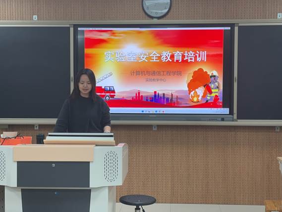 以学强能 以练筑防——365官网开展安全教育培训暨火灾应急演练
